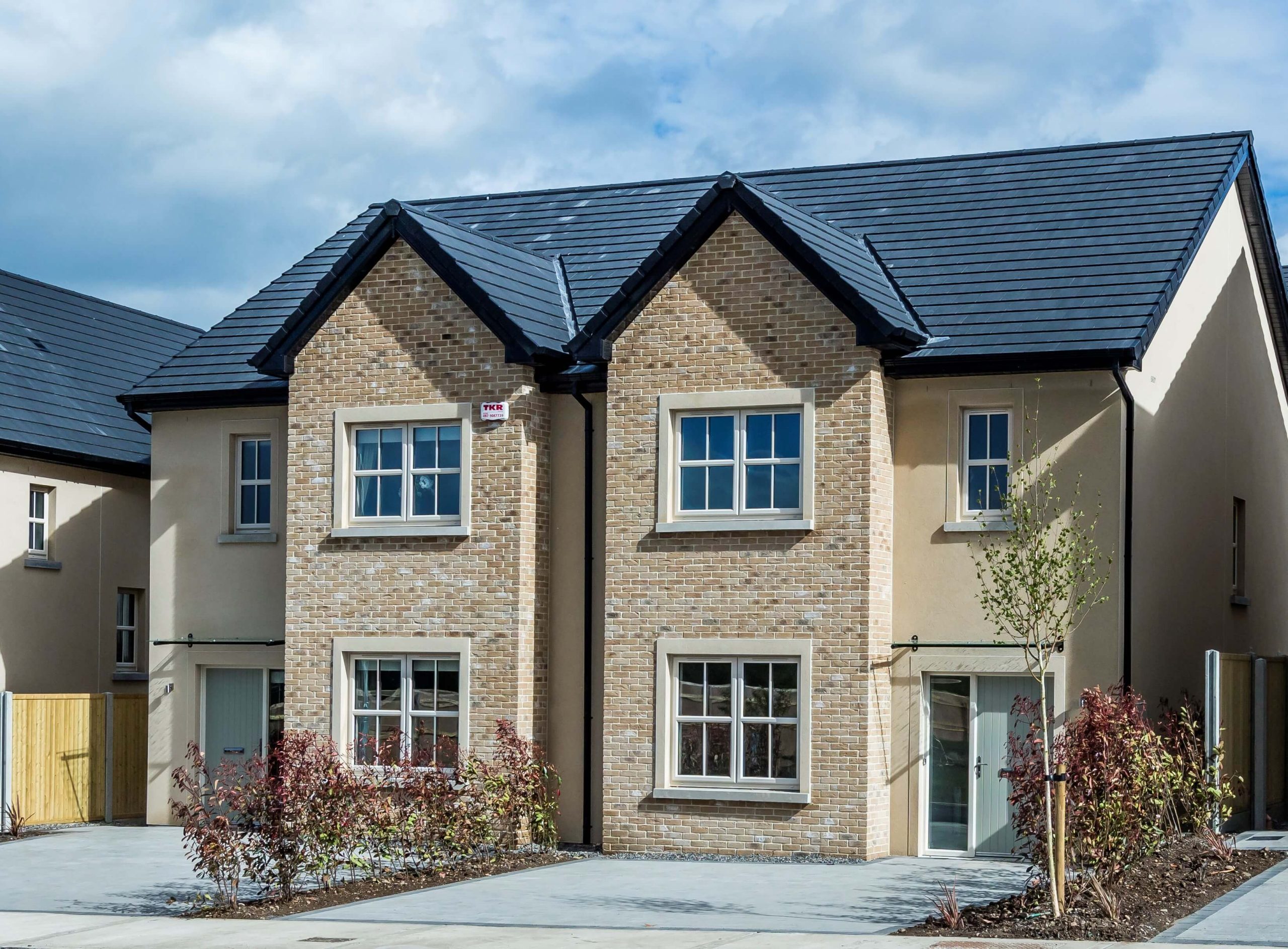 Aluminium windows vs uPVC: Which is right for your property?