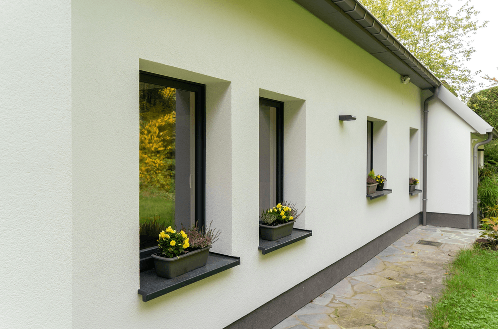 Tilt and turn window